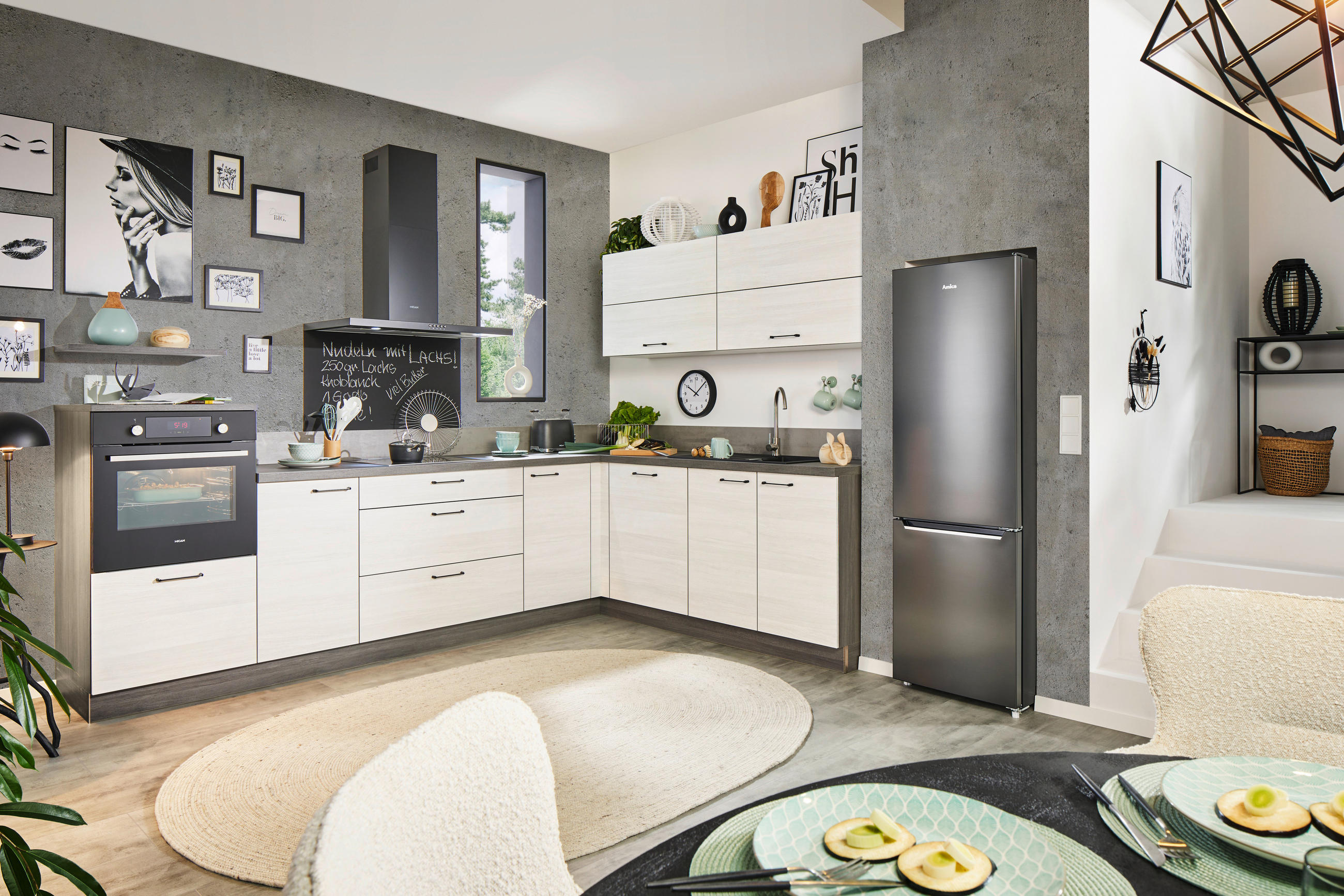 ECKKÜCHE 305/215 cm  in Grau, Weiß, Eichefarben  - Eichefarben/Schwarz, KONVENTIONELL, Holzwerkstoff/Metall (305/215cm) - Welnova