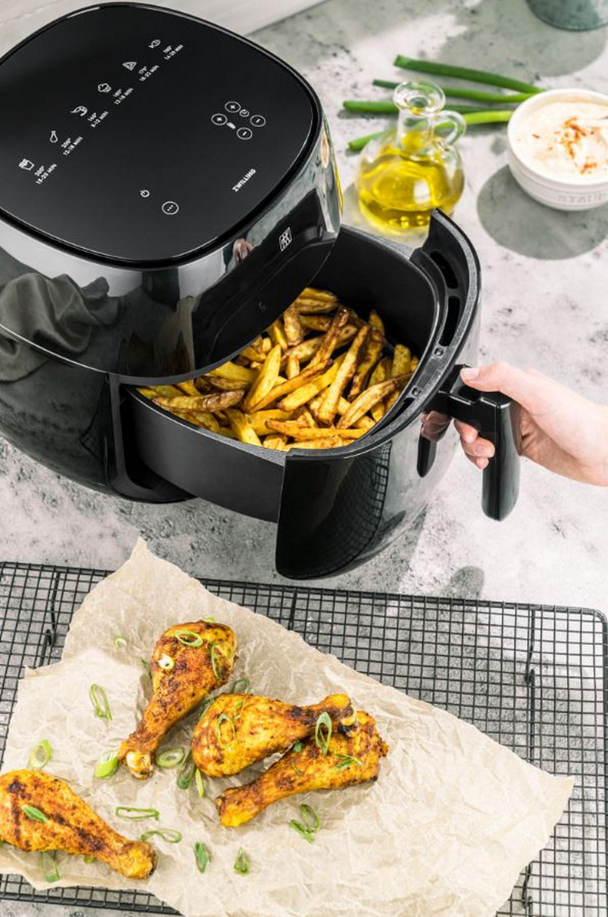 HEIßLUFTFRITTEUSE ZWILLING ENFINIGY 4 L  - Schwarz, Basics, Kunststoff - Zwilling