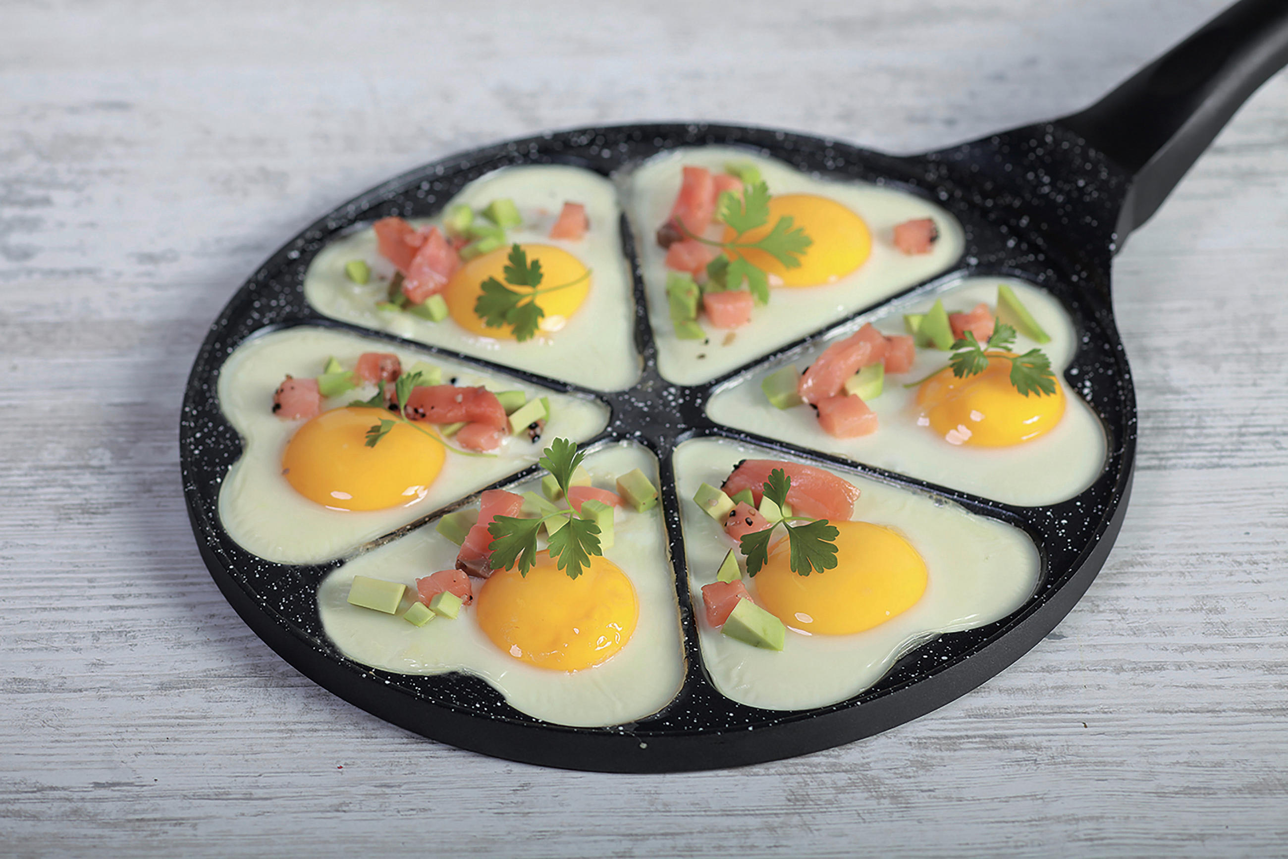 SÜTŐSERPENYŐ  - fekete, Basics, fém (0,9kg)