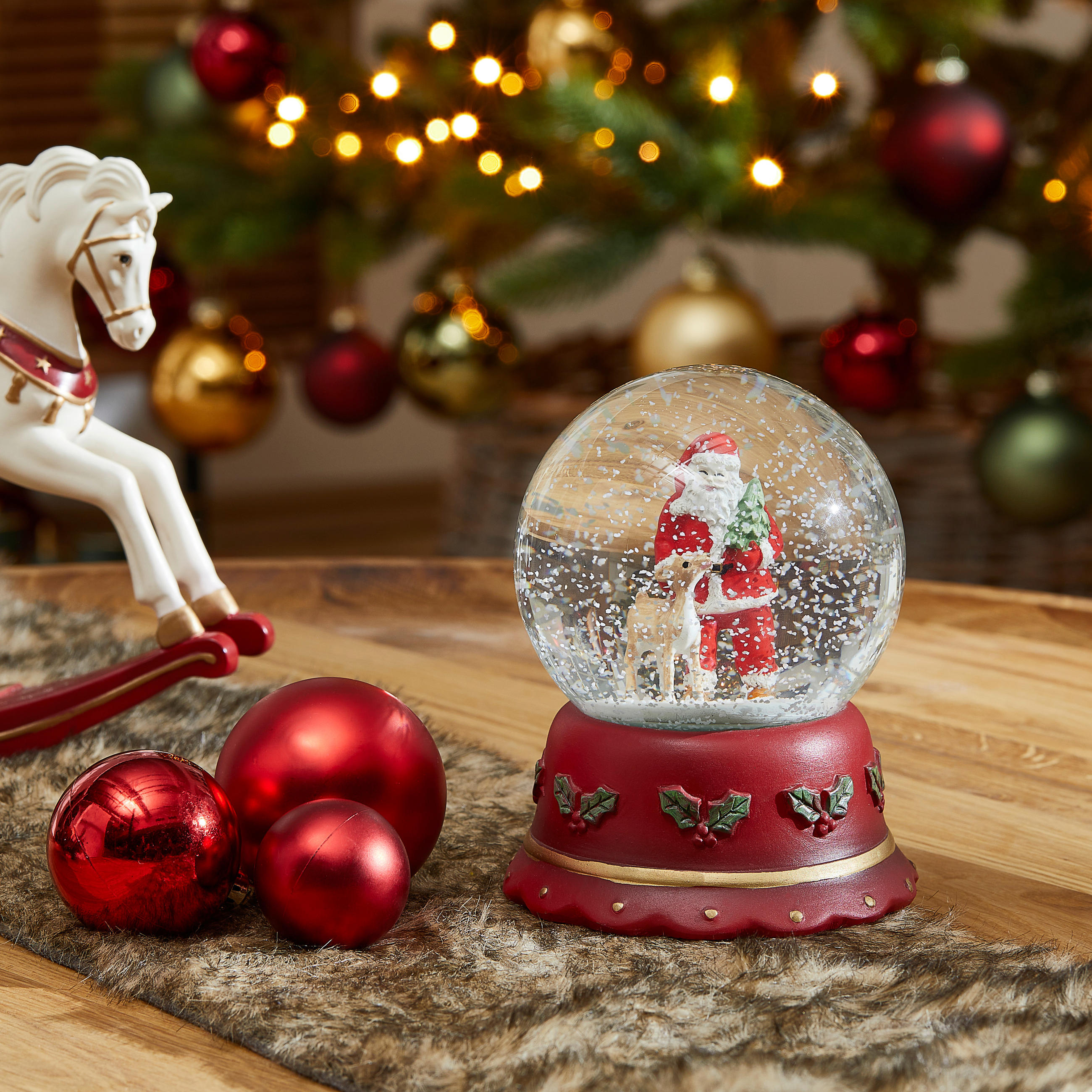 X-Mas Schneekugel Braun, Grün, Rot, Weiß, Gold 14 cm