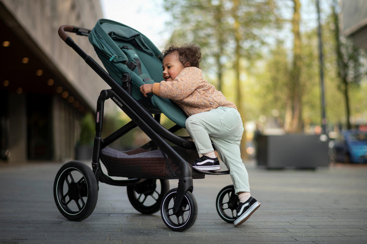 DEČJA KOLICA - SET  Plaza+  - crna, Osnovno (60/110/99,5cm) - Maxi-Cosi