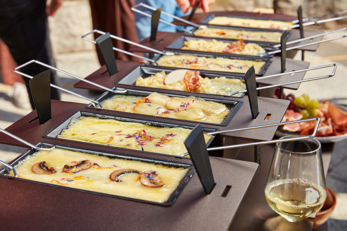 RACLETTE-GRILL  - Hellbraun, Design, Holz/Metall (115/90/40cm) - Nouvel