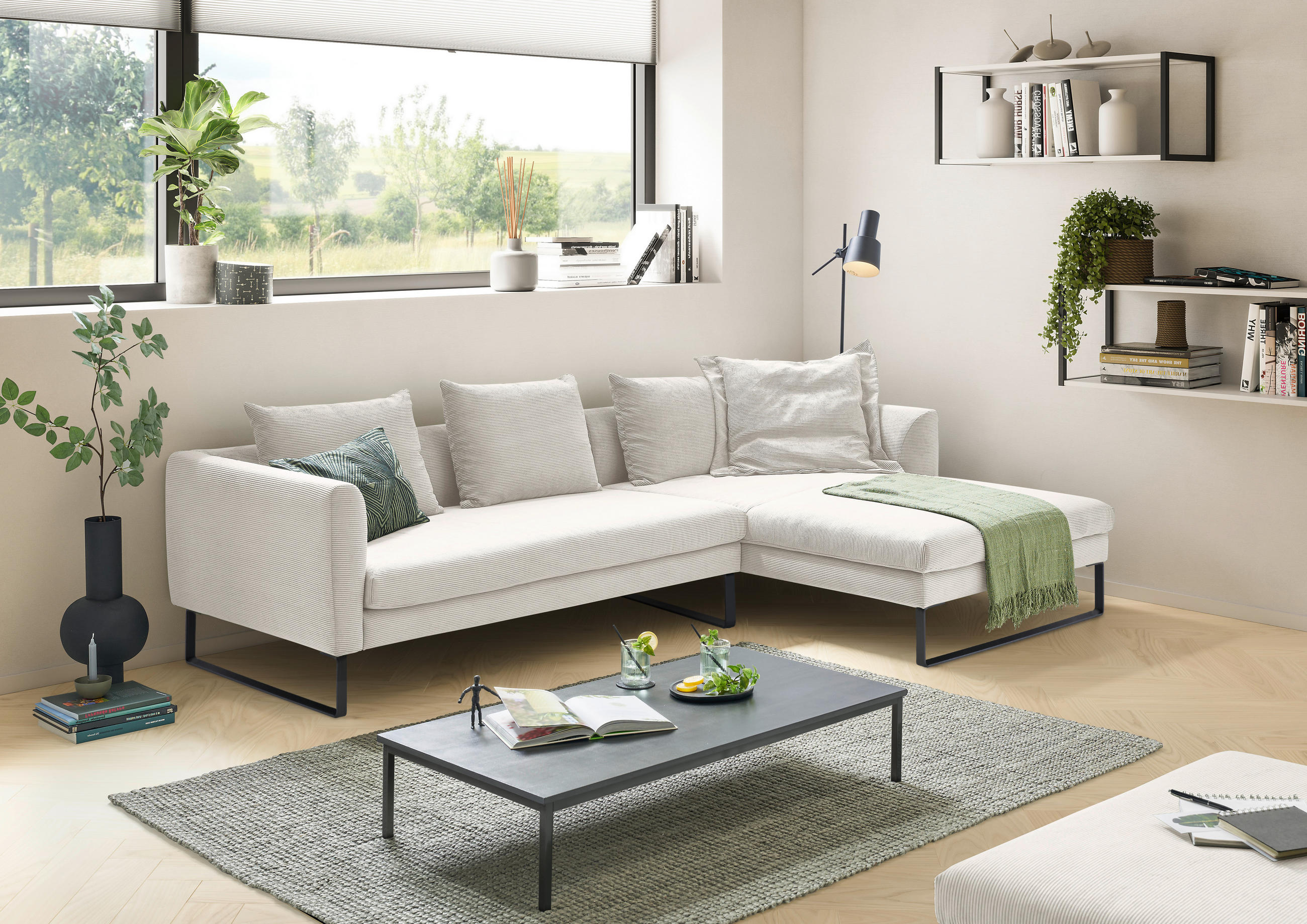 ECKSOFA in Feincord Weiss  - Weiss/Schwarz, Konventionell, Textil/Metall (284/178cm) - Hom`in
