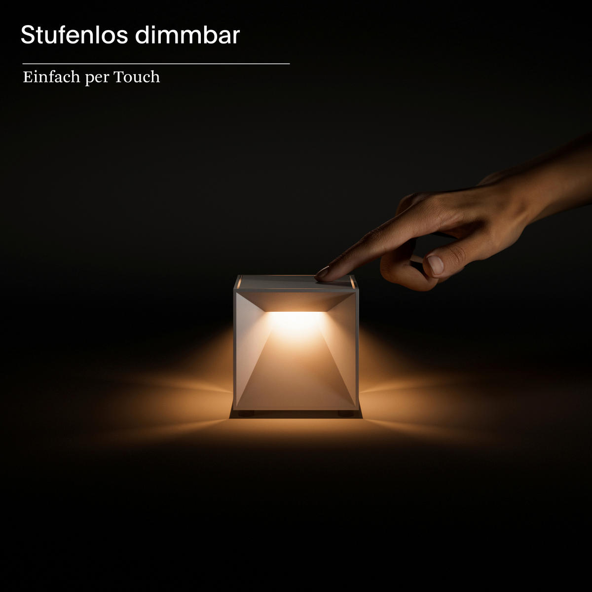 AKKU-TISCHLEUCHTE Nutalis 8/8/8 cm   - Hellgrau, Design, Metall (8/8/8cm)