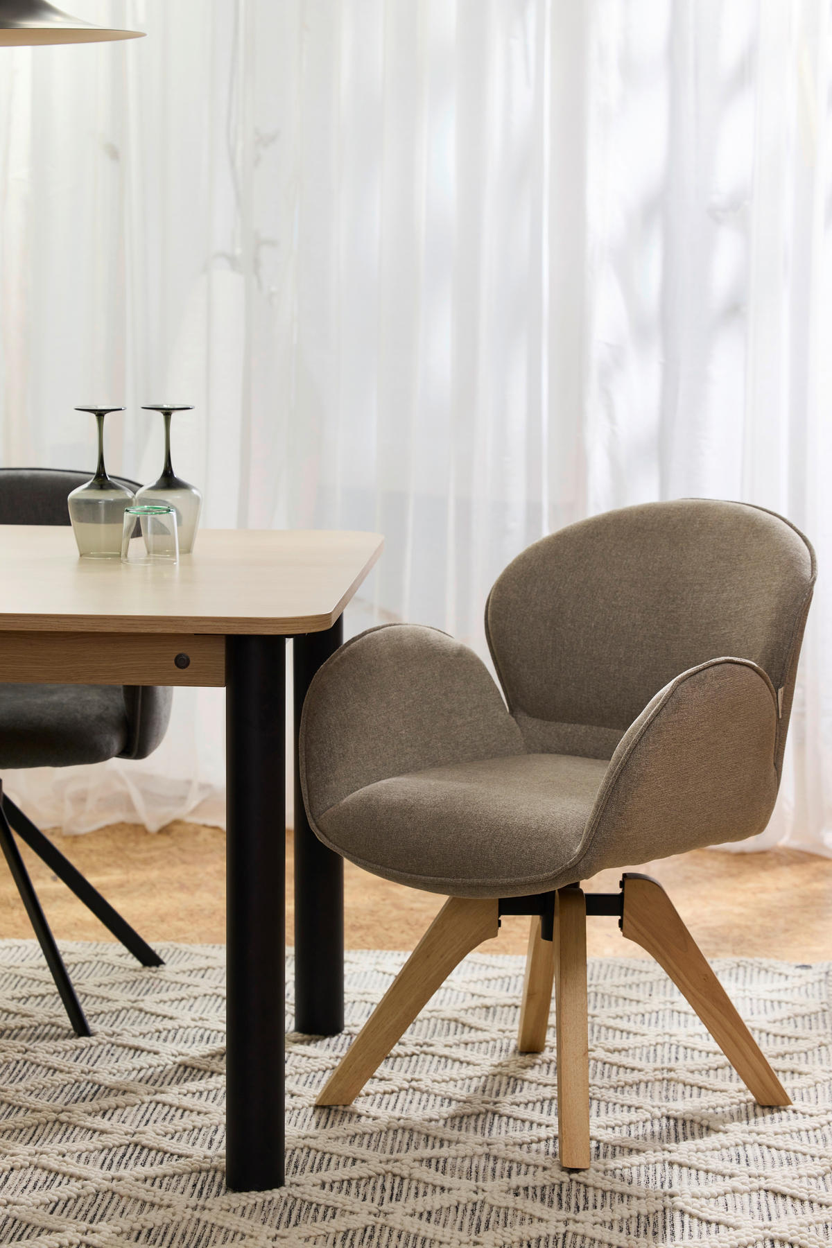 ARMLEHNSTUHL in Holz, Textil Hellbraun, Graugrün  - Hellbraun/Graugrün, Basics, Holz/Textil (61/82/63,5cm) - Tom Tailor