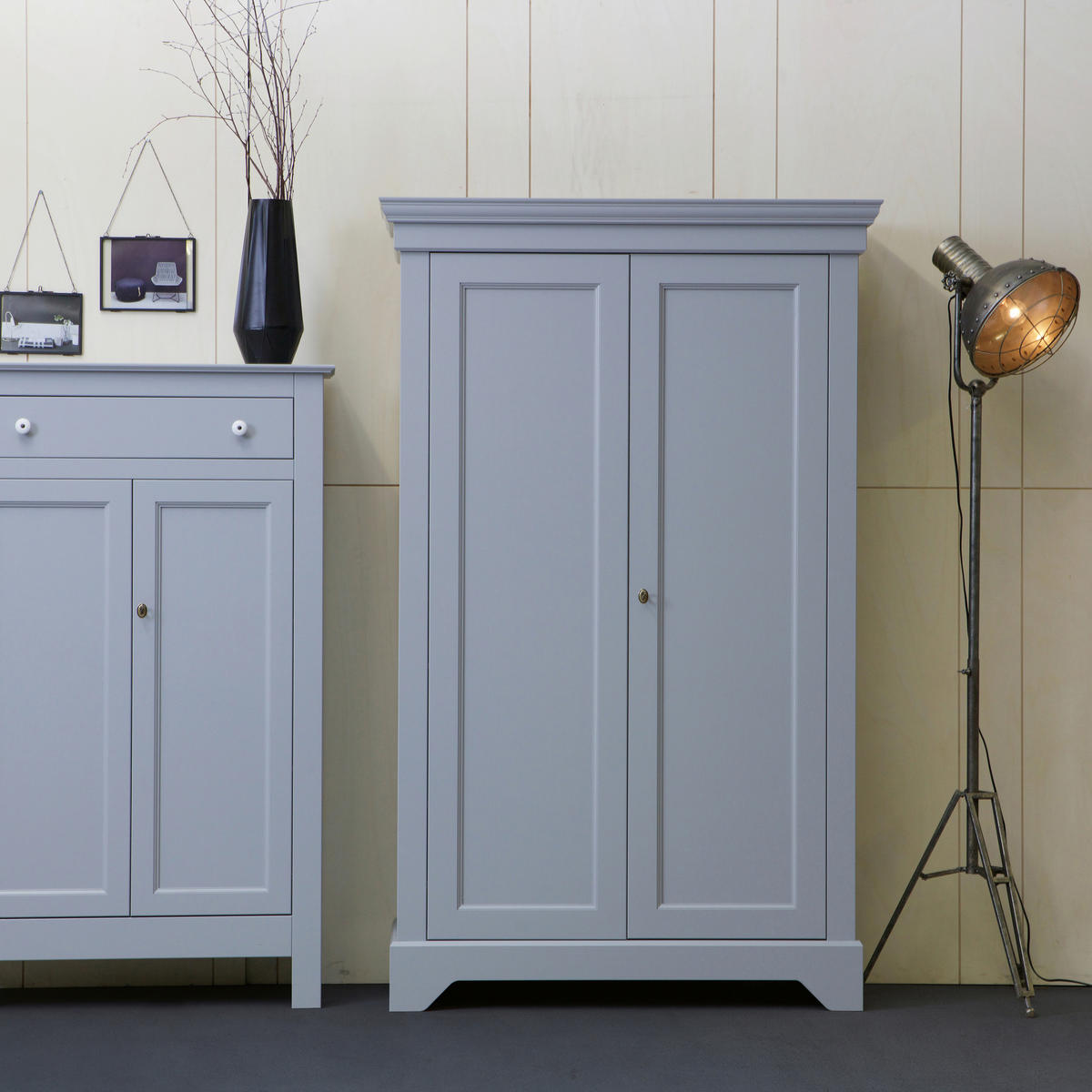 KOMMODE Isabel  in 118/191/47 cm  - Grau, Design, Holz/Metall (118/191/47cm) - Livetastic