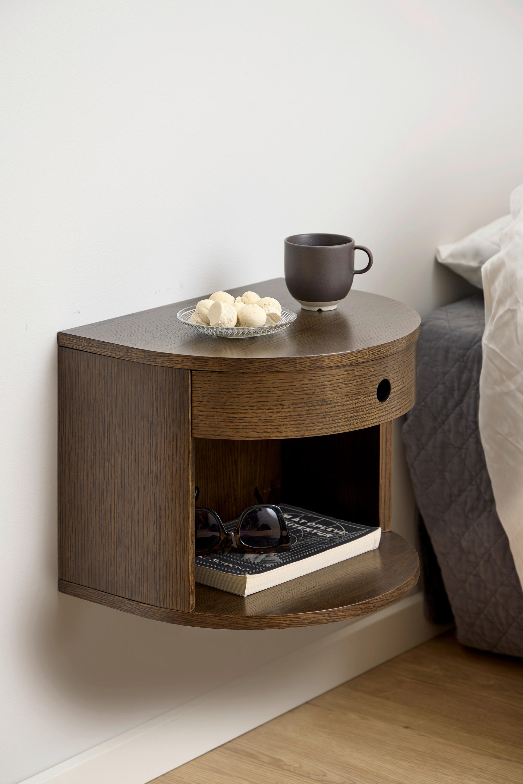 NACHTTISCH 40/30/31,5 cm  in furniert Eiche dunkel  - Eiche dunkel, Modern, Holzwerkstoff (40/30/31,5cm) - MID.YOU