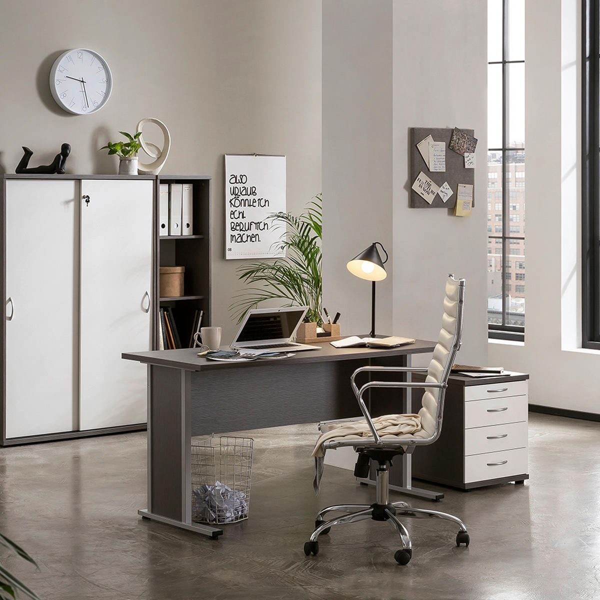 SCHREIBTISCH 140/65/72,2 cm Grau  - Silberfarben/Hellgrau, MODERN, Holzwerkstoff/Metall (140/65/72,2cm) - MID.YOU