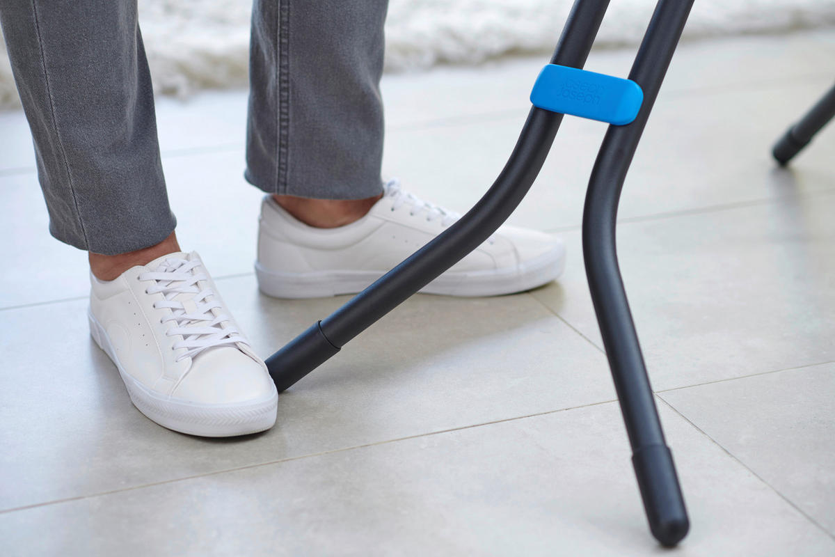 LIKALNA DESKA - temno modra, Basics, tekstil (38/136/8,5cm) - Joseph Joseph