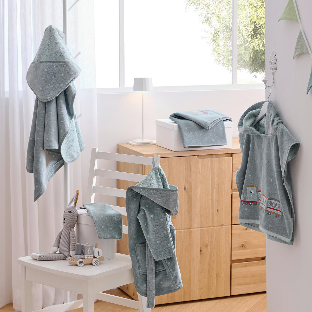 PONCHO 50/100 cm    - Grün, Trend, Textil (50/100cm) - Patinio