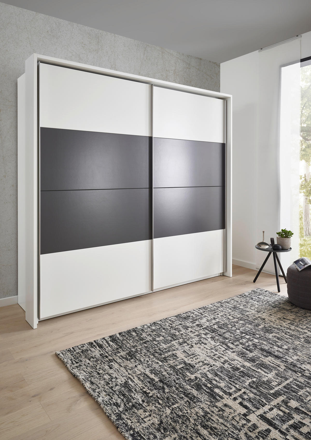 SCHWEBETÜRENSCHRANK  in Weiß, Dunkelgrau  - Dunkelgrau/Alufarben, KONVENTIONELL, Holzwerkstoff/Metall (240/226/64cm) - Xora