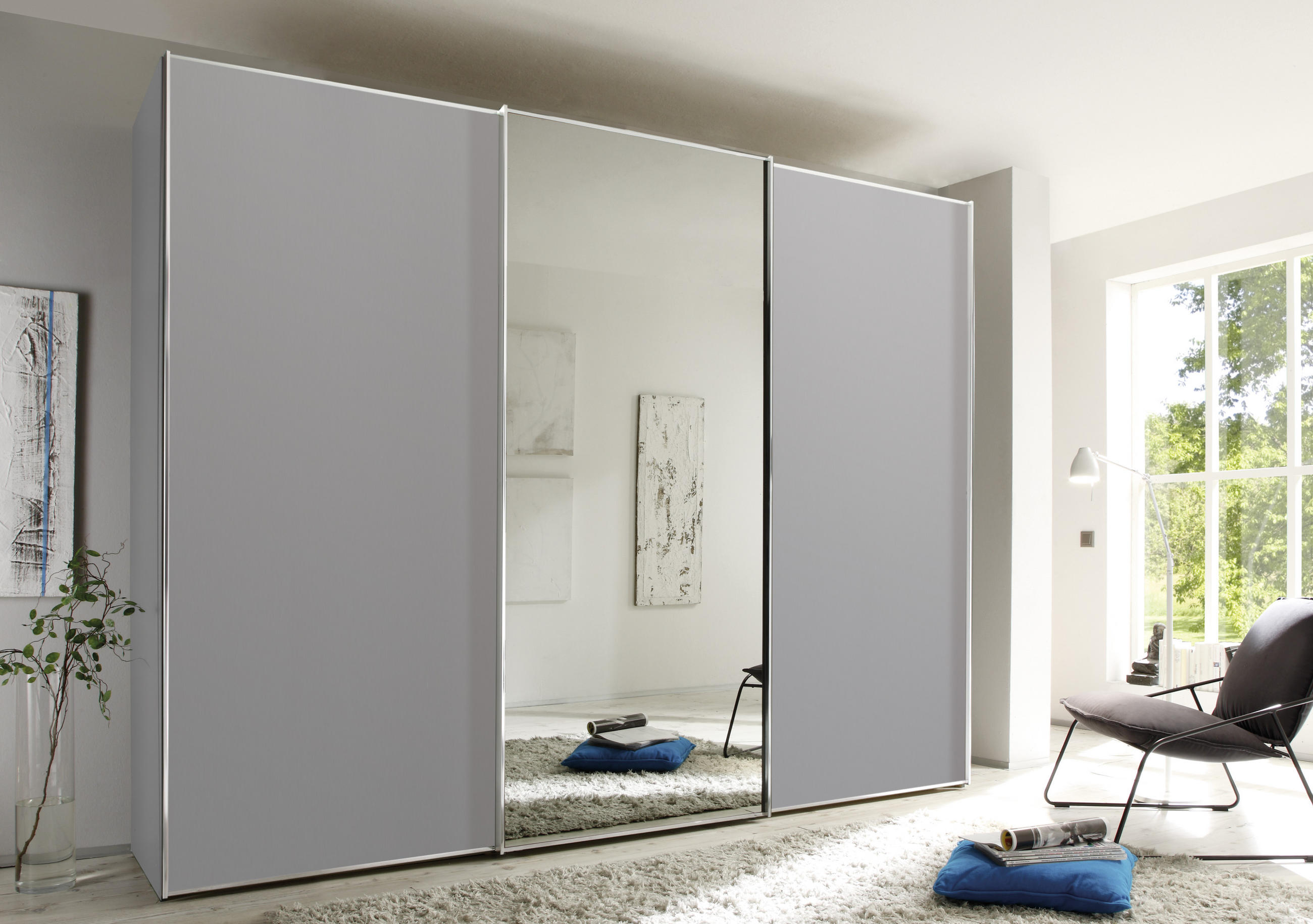 SCHWEBETÜRENSCHRANK in Hellgrau  - Chromfarben/Hellgrau, Basics, Glas/Holzwerkstoff (249/240/68cm) - Moderano