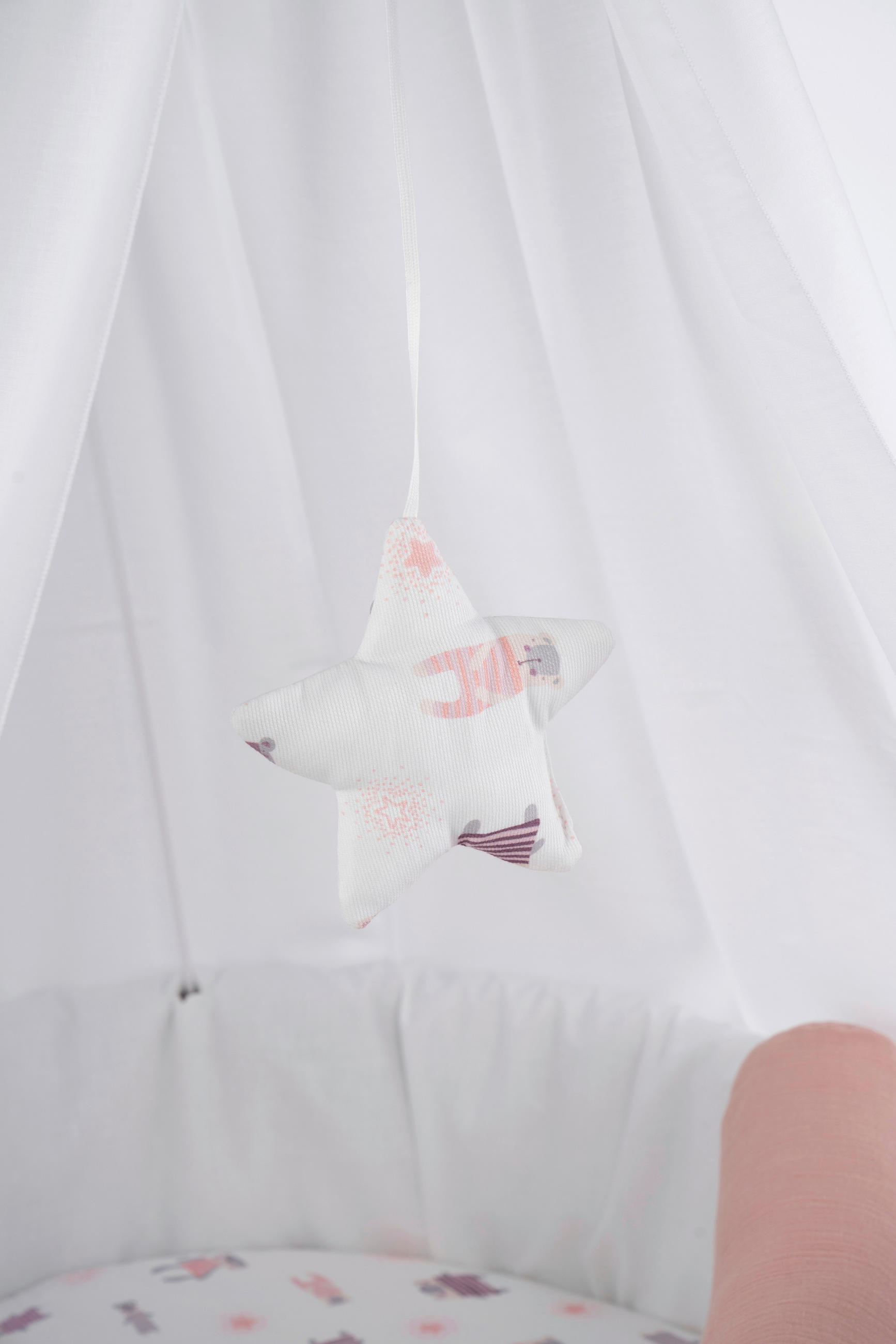 Thumbnail - Mionido Stubenwagen-Komplettset Babybett Lounge Natur Pyjamabär, Buche, Weiß, Rosa, Holz, Textil, 5-teilig, Buche, Höhe ...