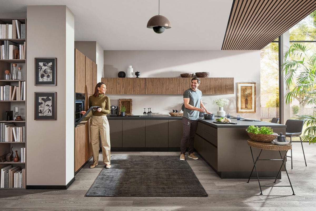 EINBAUKÜCHE   - Braun, Design, Holzwerkstoff - Dieter Knoll