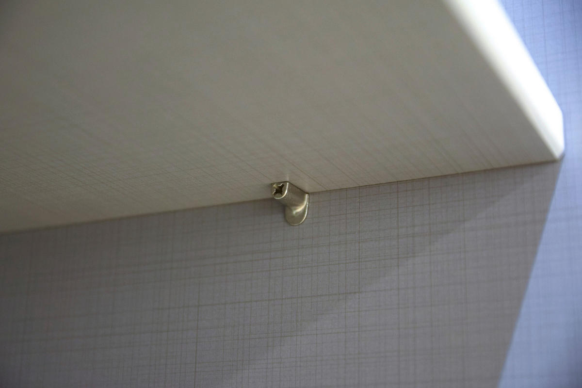 SCHWEBETÜRENSCHRANK  in Weiß, Eichefarben  - Chromfarben/Eichefarben, MODERN, Holzwerkstoff (300/216/65cm) - MID.YOU