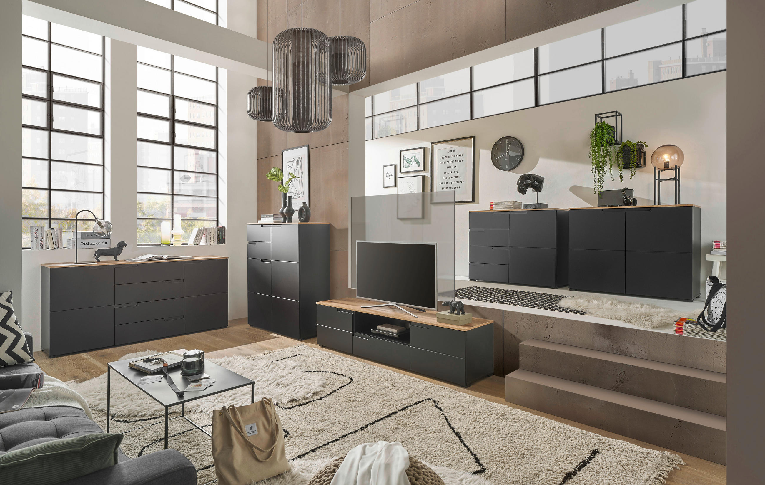 NIZKA OMARICA črna, barve hrasta  - črna/barve hrasta, Design, umetna masa/leseni material (165/42/40cm) - home24