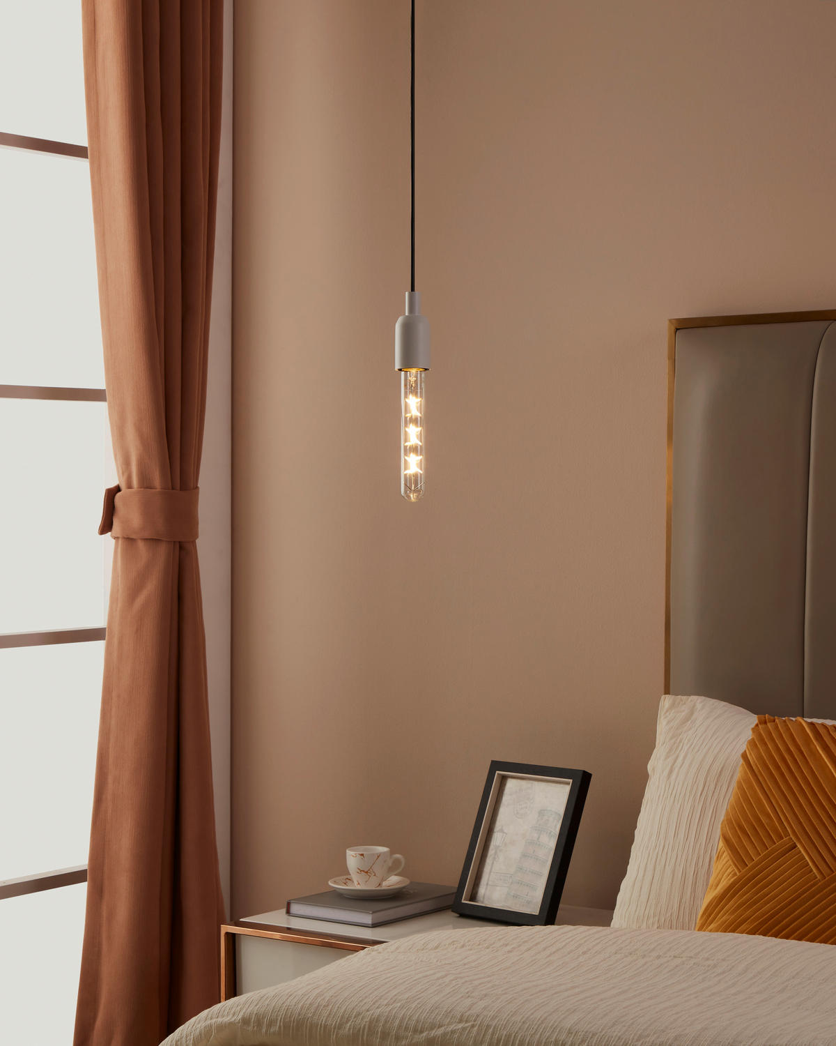 LED-LEUCHTMITTEL E27 4 W 470 lm  - Klar, Basics, Glas (18,5cm) - Eglo