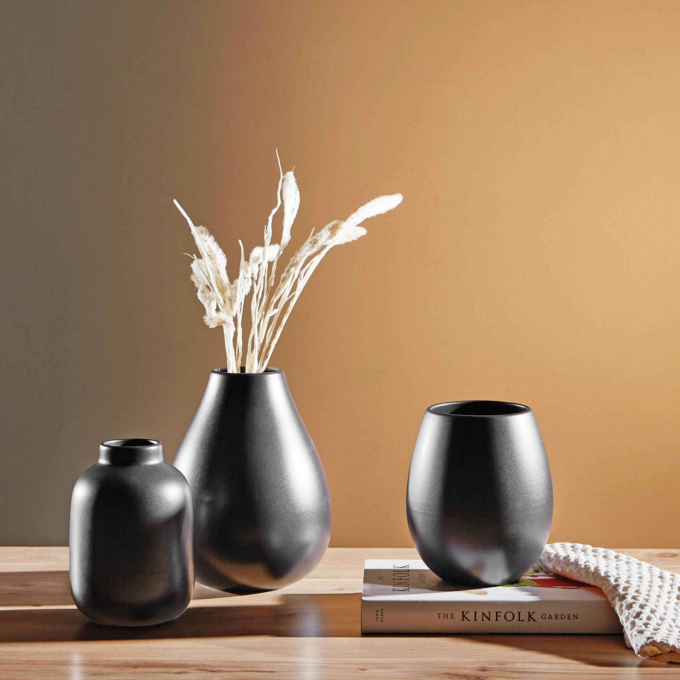 VASE 18 cm  - Schwarz, Basics, Keramik (14,5/18cm)