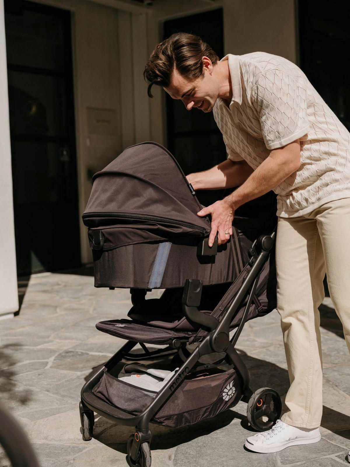 KOŠARA ZA SPAVANJE  METRO 3   - crna, Basics (77/36/57cm) - Ergobaby