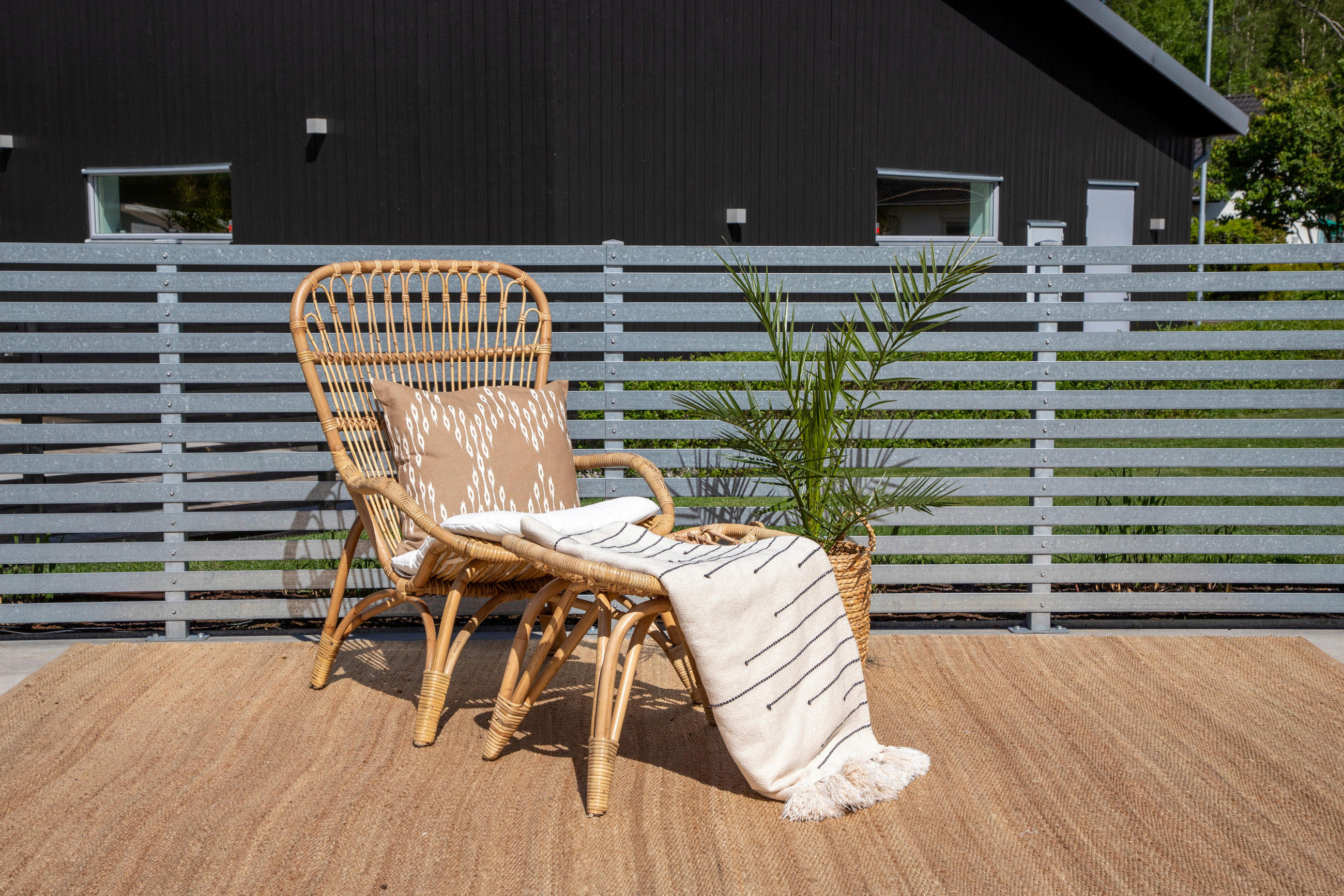 LOUNGESESSEL in Holz Braun, Weiß  - Braun/Weiß, KONVENTIONELL, Holz (66/95/131cm) - Gardenson