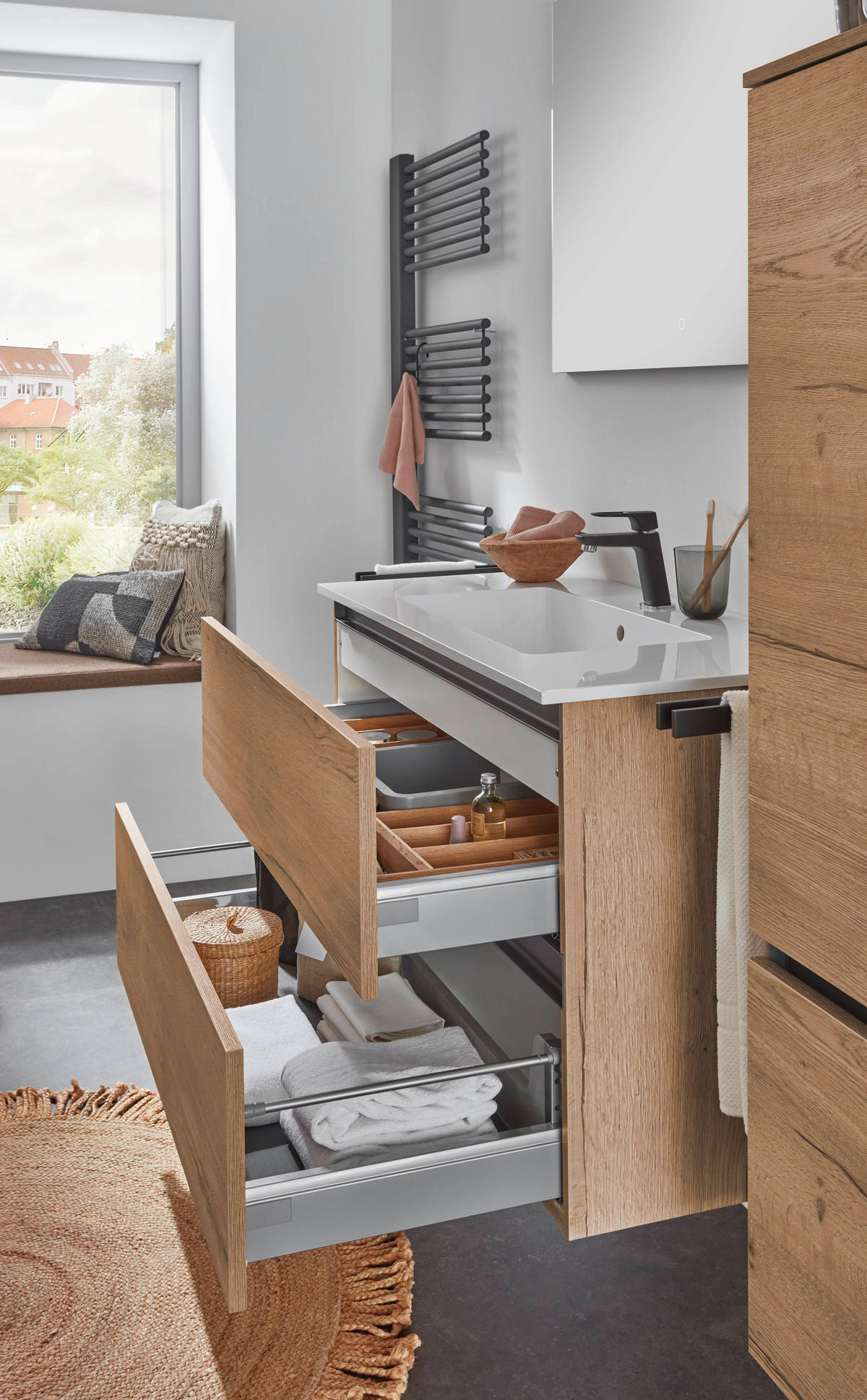 BADEZIMMER 3-teilig  in 81 cm  - Edelstahlfarben/Weiß Hochglanz, MODERN, Holzwerkstoff/Stein (81cm) - Nobilia