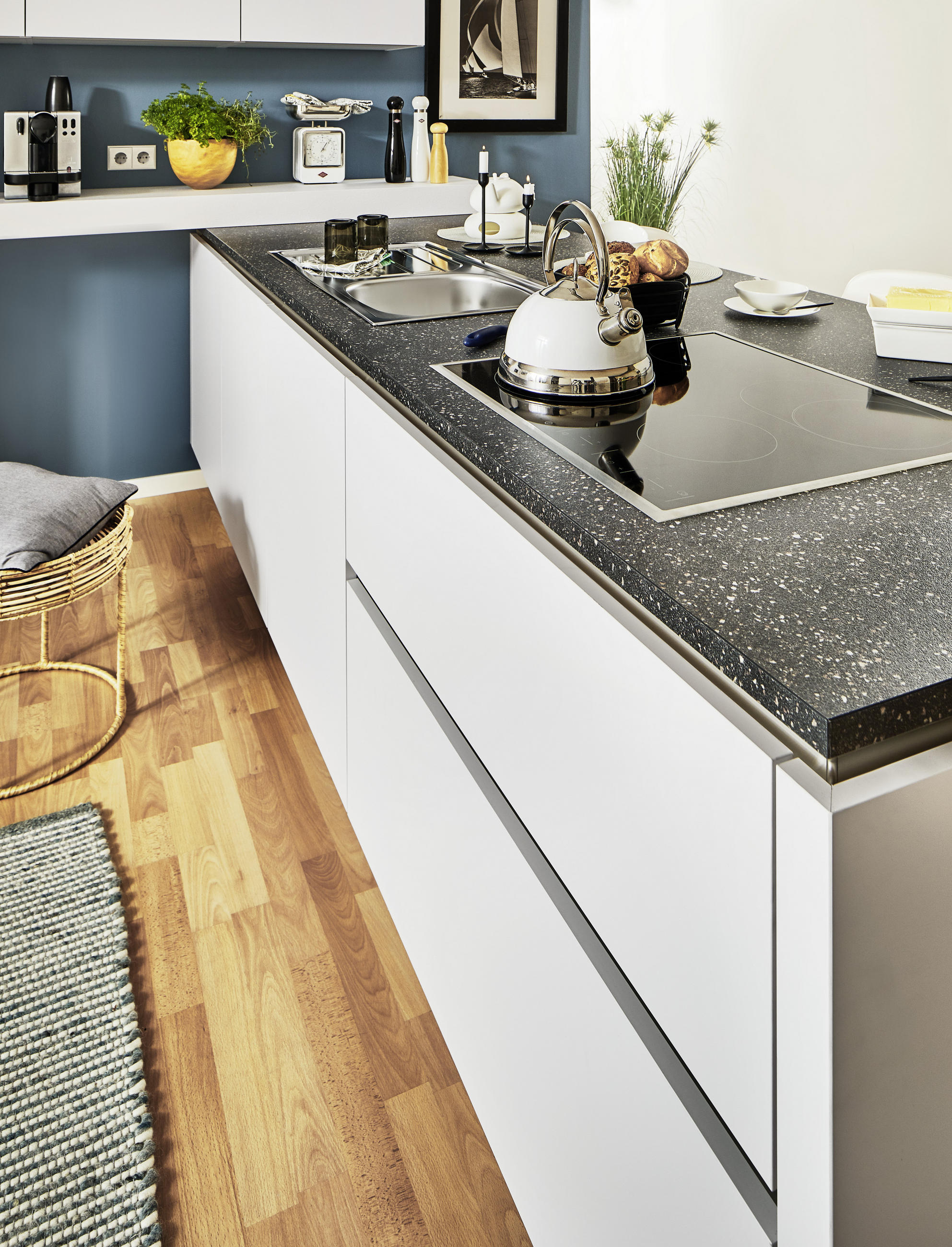 EINBAUKÜCHE   - Weiss, Design, Holzwerkstoff - Dieter Knoll