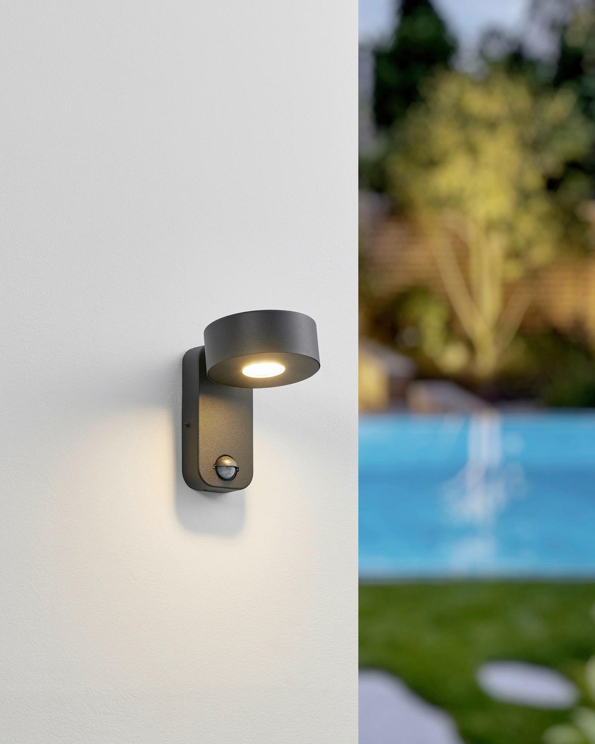 AUSSENWANDLEUCHTE - Transparent/Schwarz, Design, Kunststoff/Metall (17/11,5/15,5cm) - Eglo