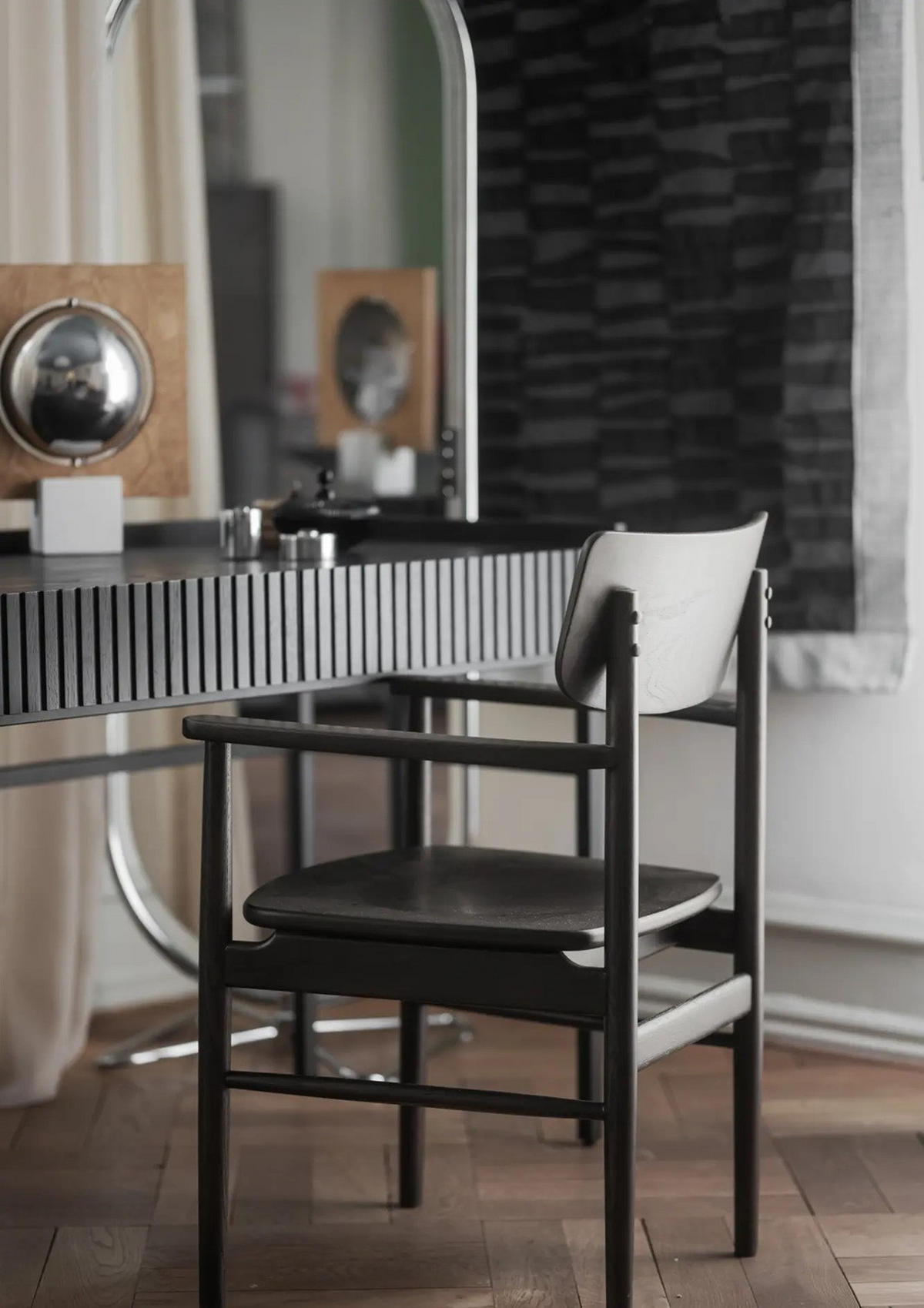 STOL MED ARMSTÖD     - brun, Klassisk, trä (56/86/52cm) - Rowico