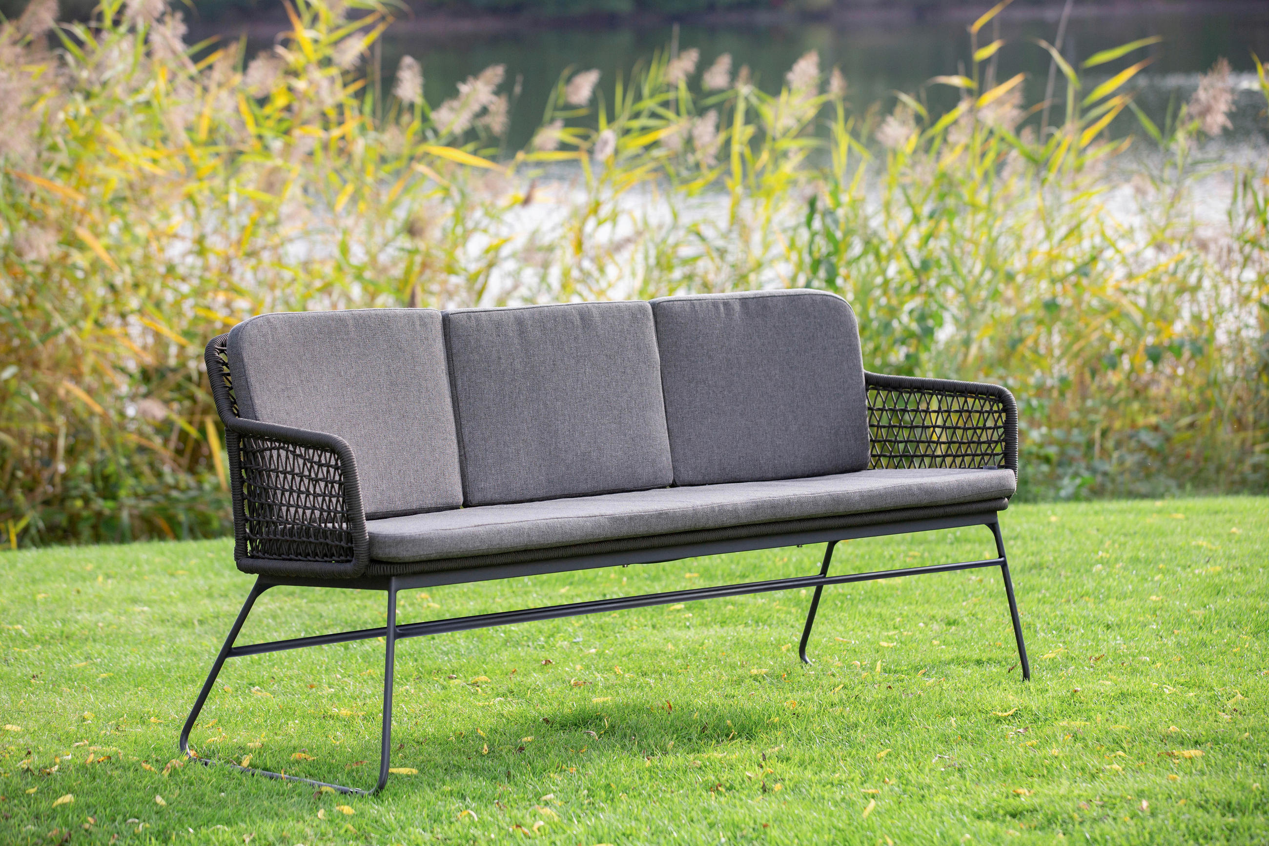 GARTENBANK 195,5/86/68,5 cm  in Anthrazit, Grau  - Anthrazit/Grau, Design, Textil/Metall (195,5/86/68,5cm)