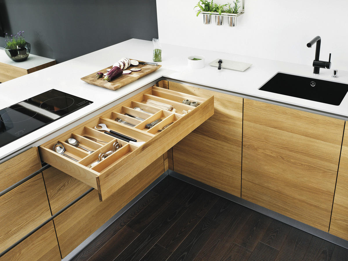 EINBAUKÜCHE VAO  - Eichefarben, Design, Holz - TEAM 7