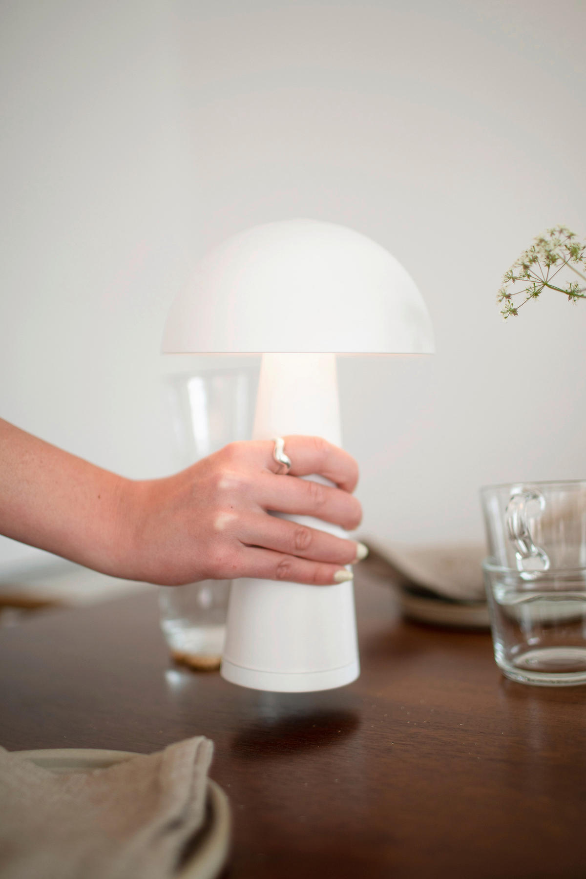 LED-TISCHLEUCHTE - Weiß, Basics (16/26.5/16cm) - Markslöjd