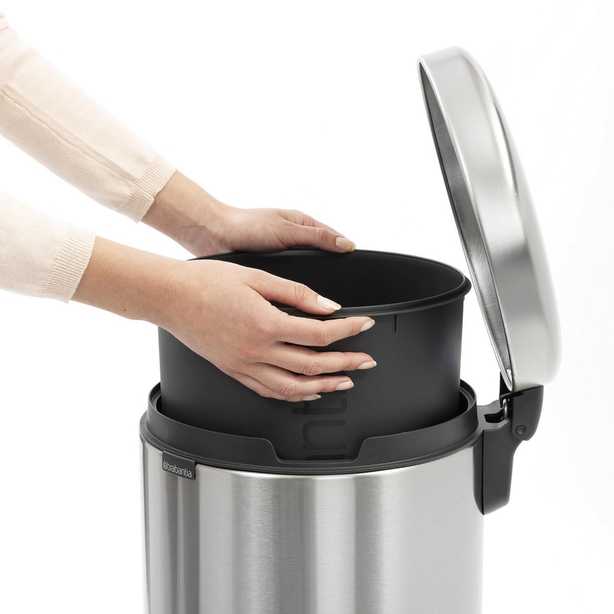 KOŠ ZA OTPAD  30 l   - Basics, metal/plastika (29.3/67.9/38cm) - Brabantia