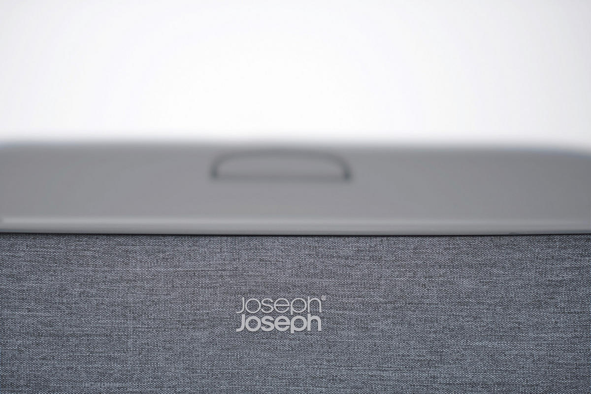 KOŠ ZA PERILO - črna, Basics, umetna masa/tekstil (56/71/39,5cm) - Joseph Joseph