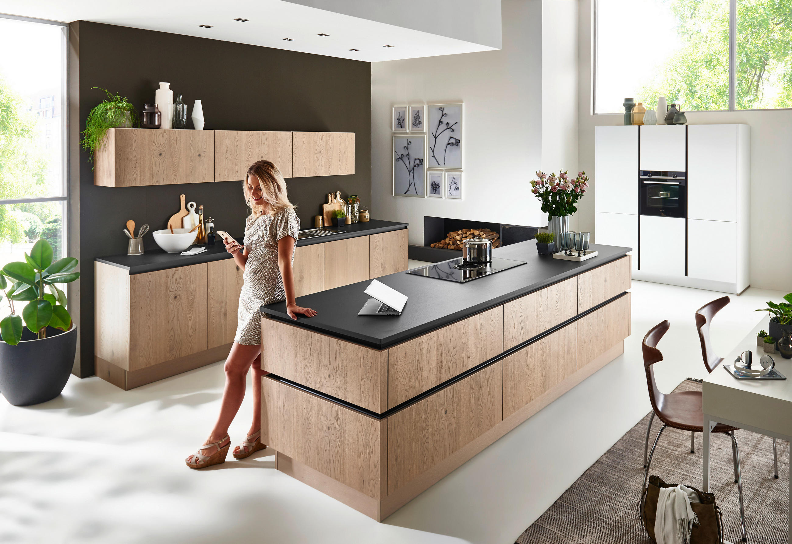 VGRADNA KUHINJA - barve hrasta/bela, Natur, leseni material - Nolte Küchen