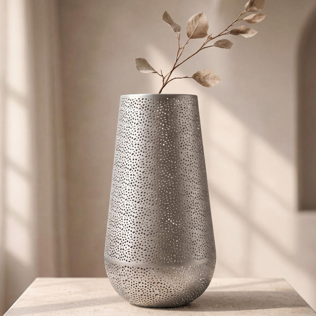 DEKOVASE  - Silberfarben, Design, Metall (25/47/25cm) - Livetastic