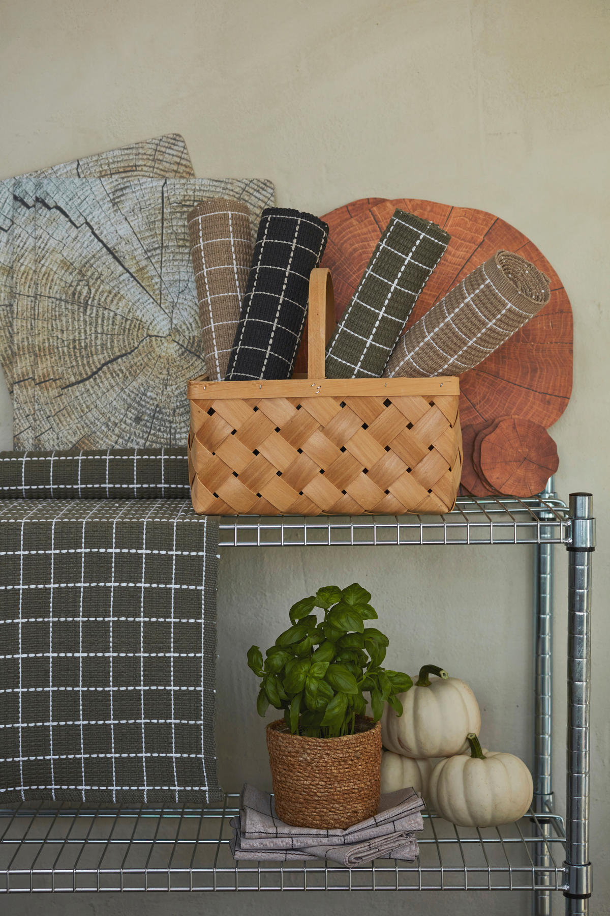 UNDERLÄGG SET 4 delar  - granträ färg, Basics, trä (10/10/0.3cm)