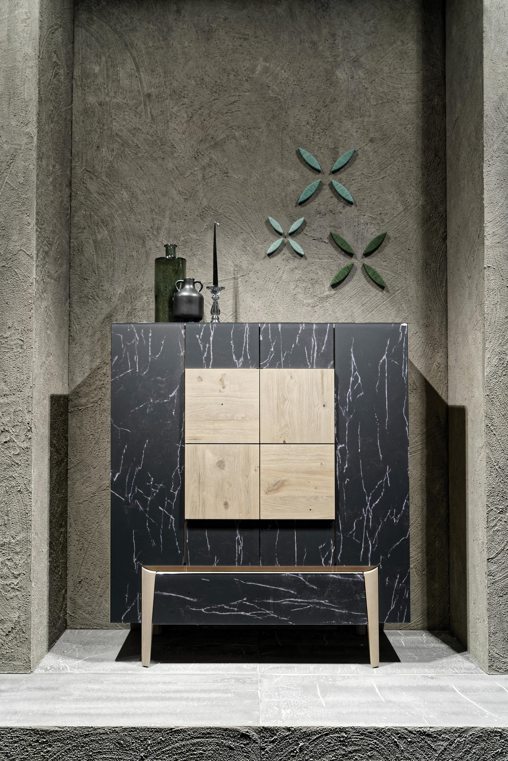 HIGHBOARD  in 128/146/42,6 cm  - Eichefarben/Schwarz, Natur, Glas/Holz (128/146/42,6cm) - Voglauer