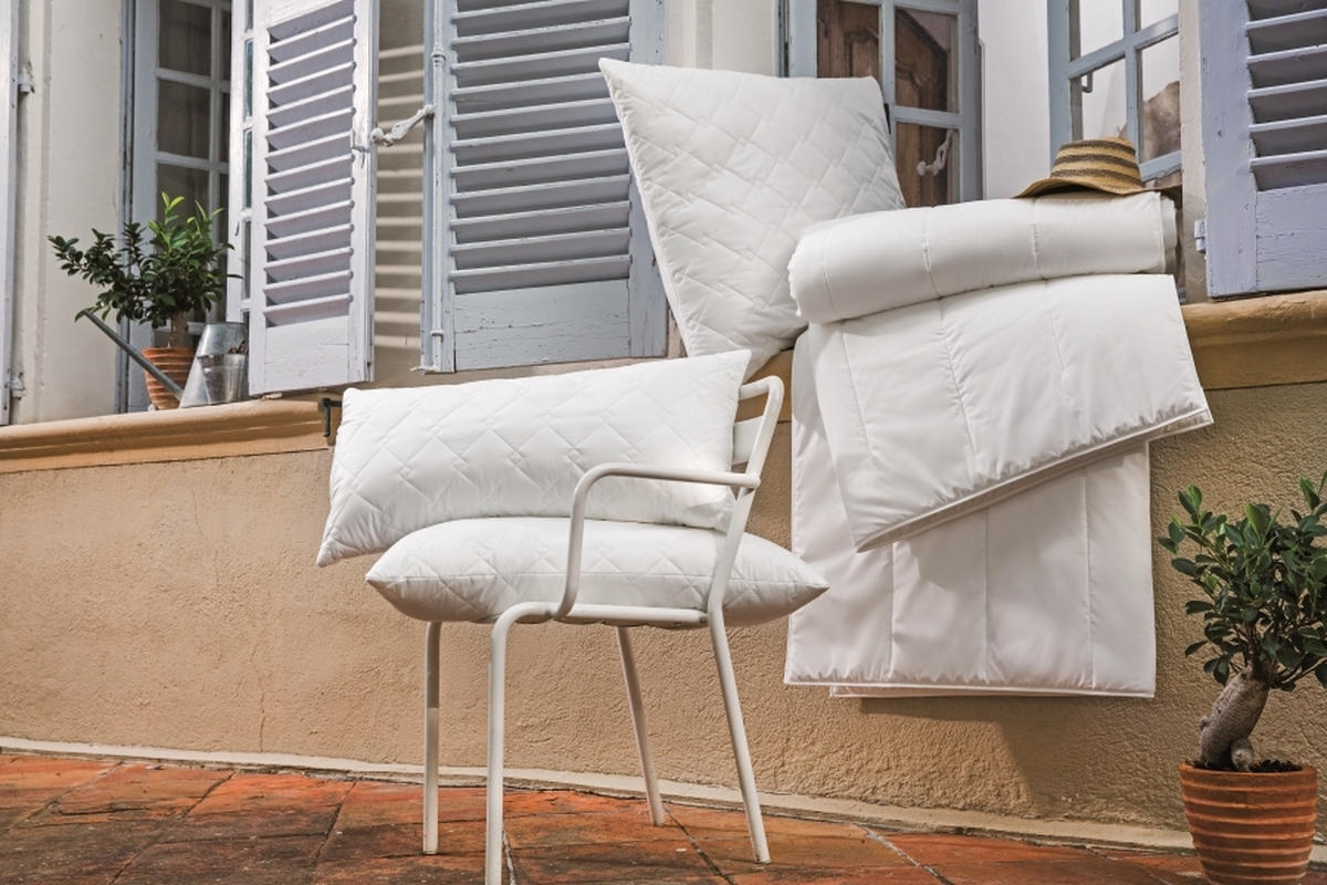 GANZJAHRESDECKE  Royal De Luxe 135/200 cm 100 % Polyester  - Weiß, Basics, Textil (135/200cm) - Centa-Star