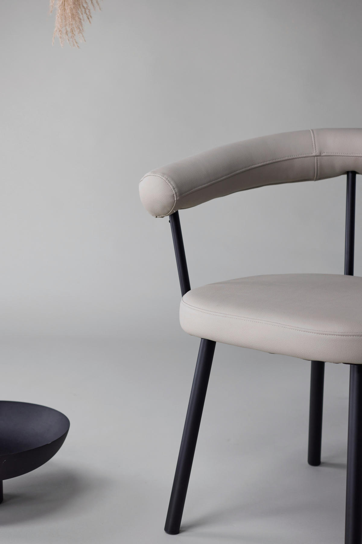 STOL stål  - beige/svart, Design, metall/trä (68cm) - Lomoco