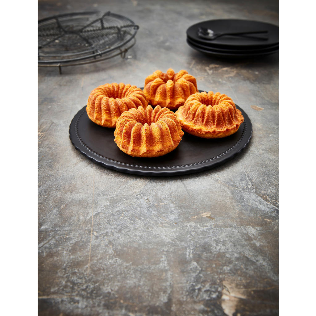 Thumbnail - Birkmann Gugelhupfform Contoura, Gold, Metall, quadratisch, 24x4.5x24 cm, antihaftbeschichtet, Backen, Backformen, Gugel...