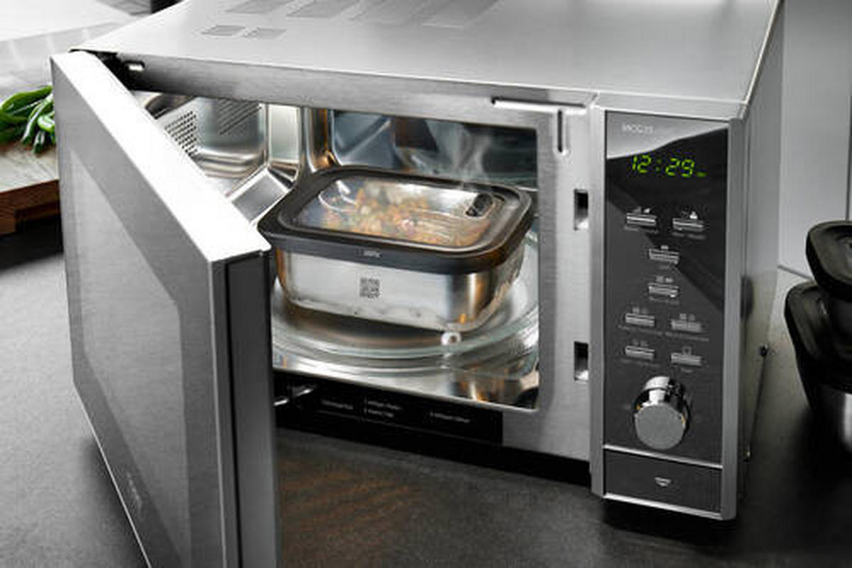 FRISSENTARTÓ DOBOZ 1,8 l  - fekete/nemesacél, Basics, műanyag/fém (18,3/18,3/9,1cm) - Gefu