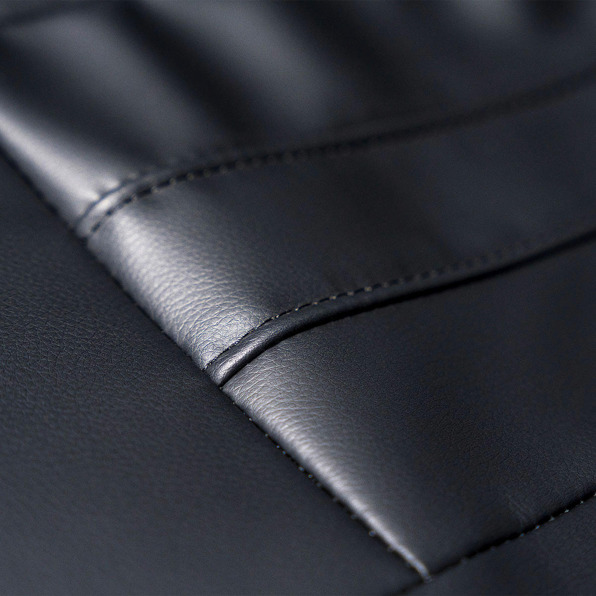 MASSAGESESSEL  mit Lederlook Schwarz integrierte Lautsprecher, Relaxfunktion, Liegefunktion, Netzbetrieb, Massagefunktion, Herz-Waage-Funktion, abwischbar, Bluetooth-Lautsprecher, Rückenlehne in S-Form  - Schwarz, KONVENTIONELL, Kunststoff/Textil (76/115/155-168cm) - Welnova