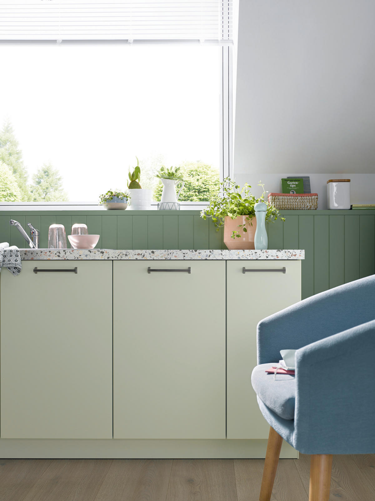 EINBAUKÜCHE   - Design, Holzwerkstoff - Novel