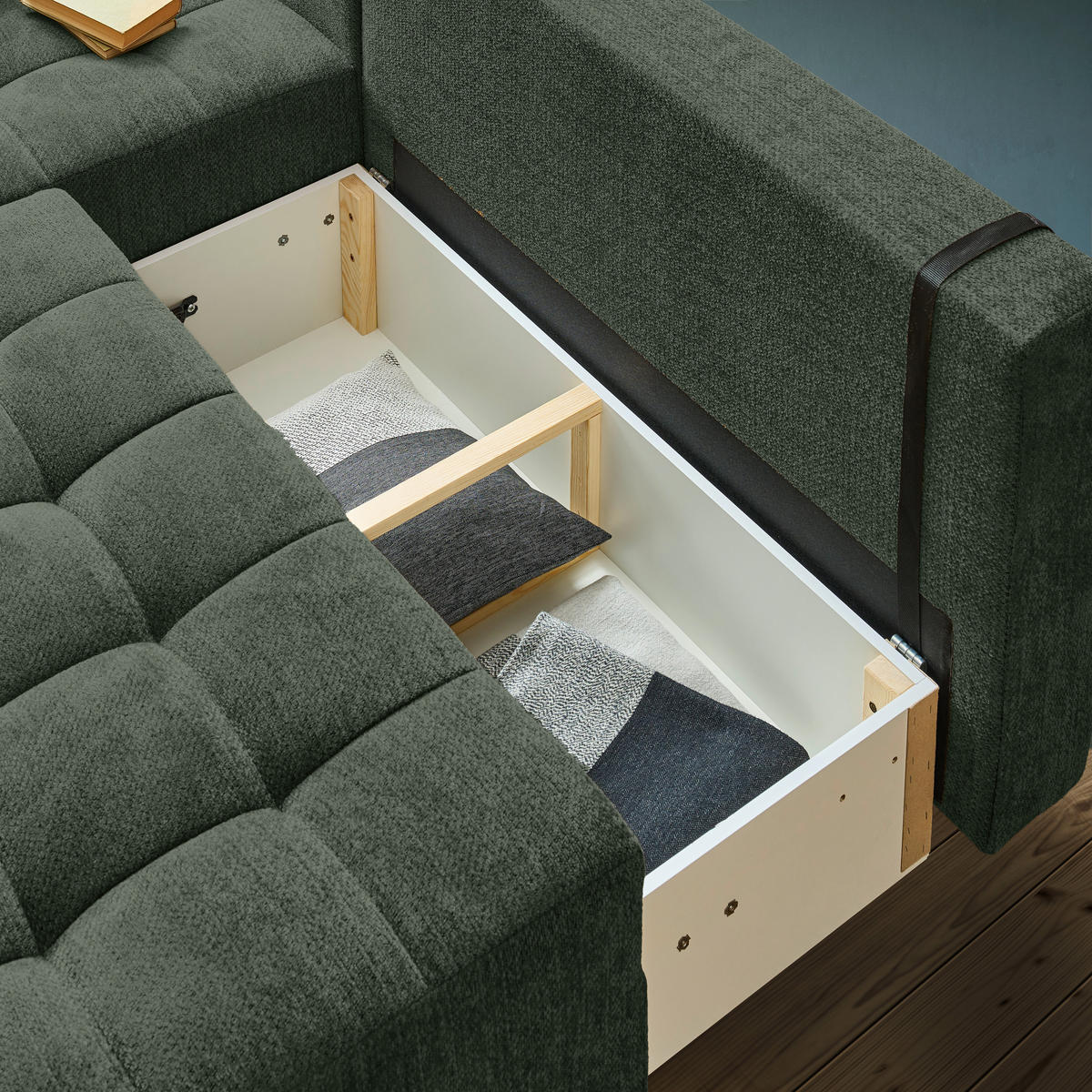 ECKSOFA  in Chenille Dunkelgrün  - Dunkelgrün/Schwarz, MODERN, Kunststoff/Textil (145/204cm) - home24