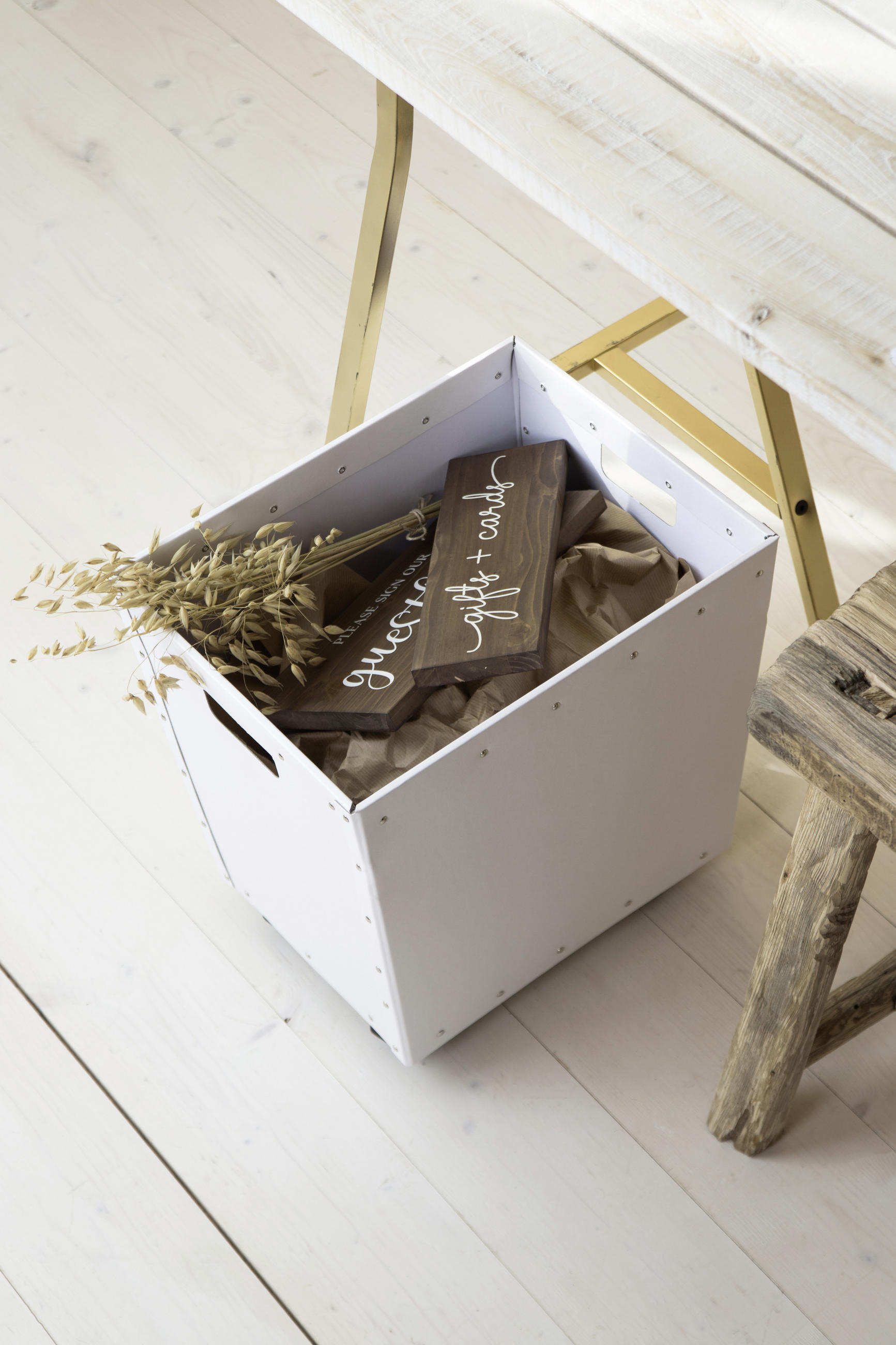 AUFBEWAHRUNGSBOX - Weiß, Basics, Karton/Papier (28.5/36.5/37.5cm)