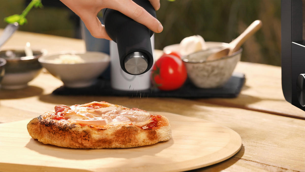PIZZAOFEN  - Schwarz, KONVENTIONELL, Metall (45/28/42,5cm) - Trisa Electronics