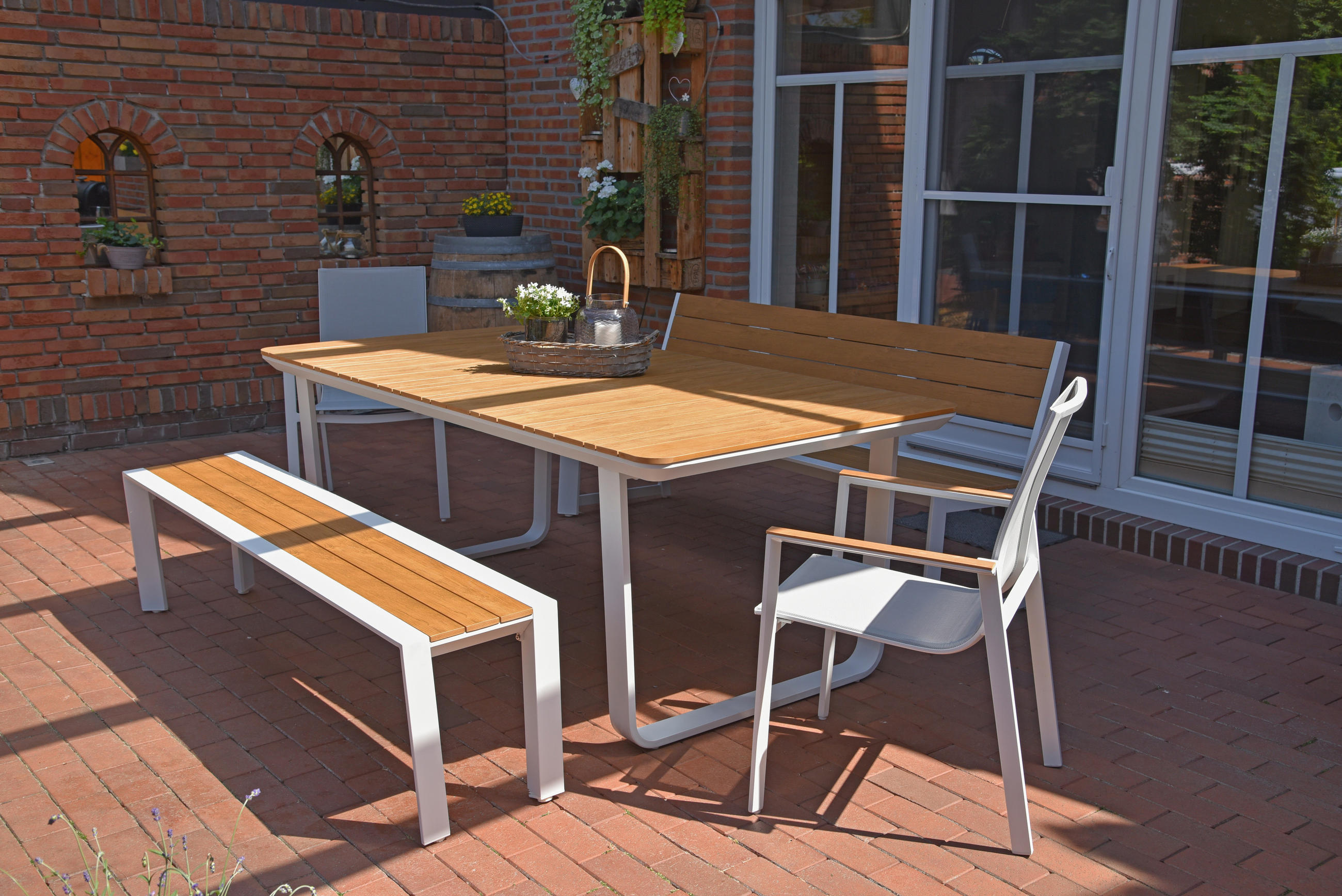 GARTENTISCH Metall, Kunststoff Braun, Weiß  - Braun/Weiß, Basics, Kunststoff/Metall (200/100/75cm) - Gardenson