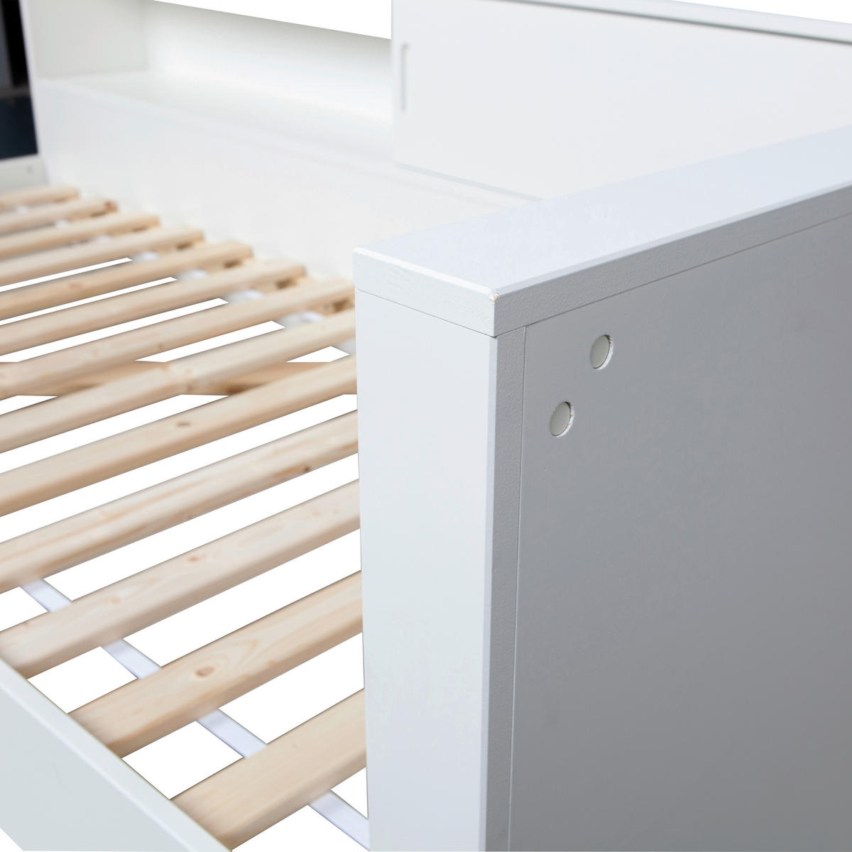 BETT 90/200 cm  in Weiß  - Weiß, Design, Holz (90/200cm) - Livetastic