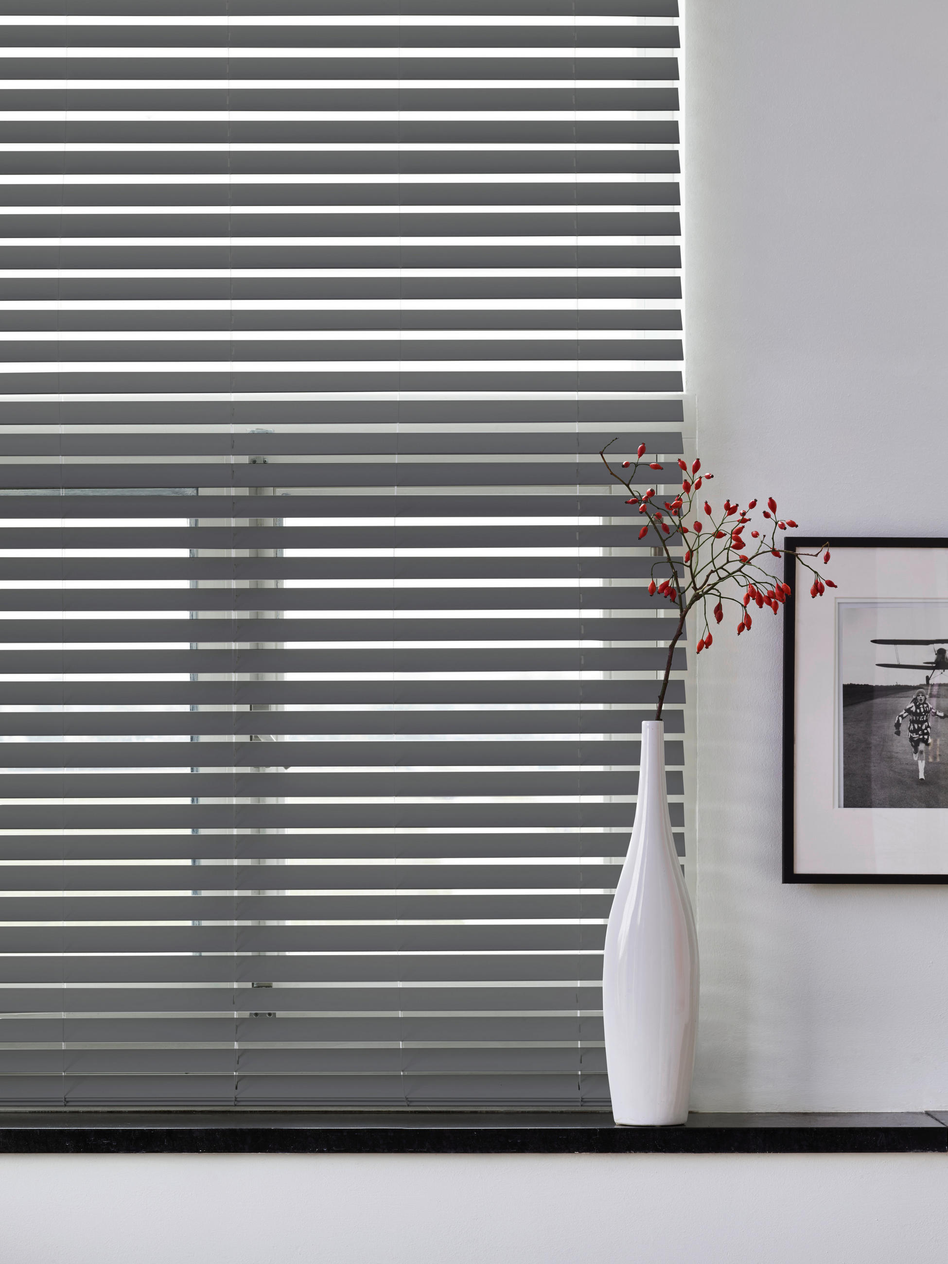 Jalousie 50mm in Holzoptik  - Anthrazit, Design, Kunststoff (105/130cm)