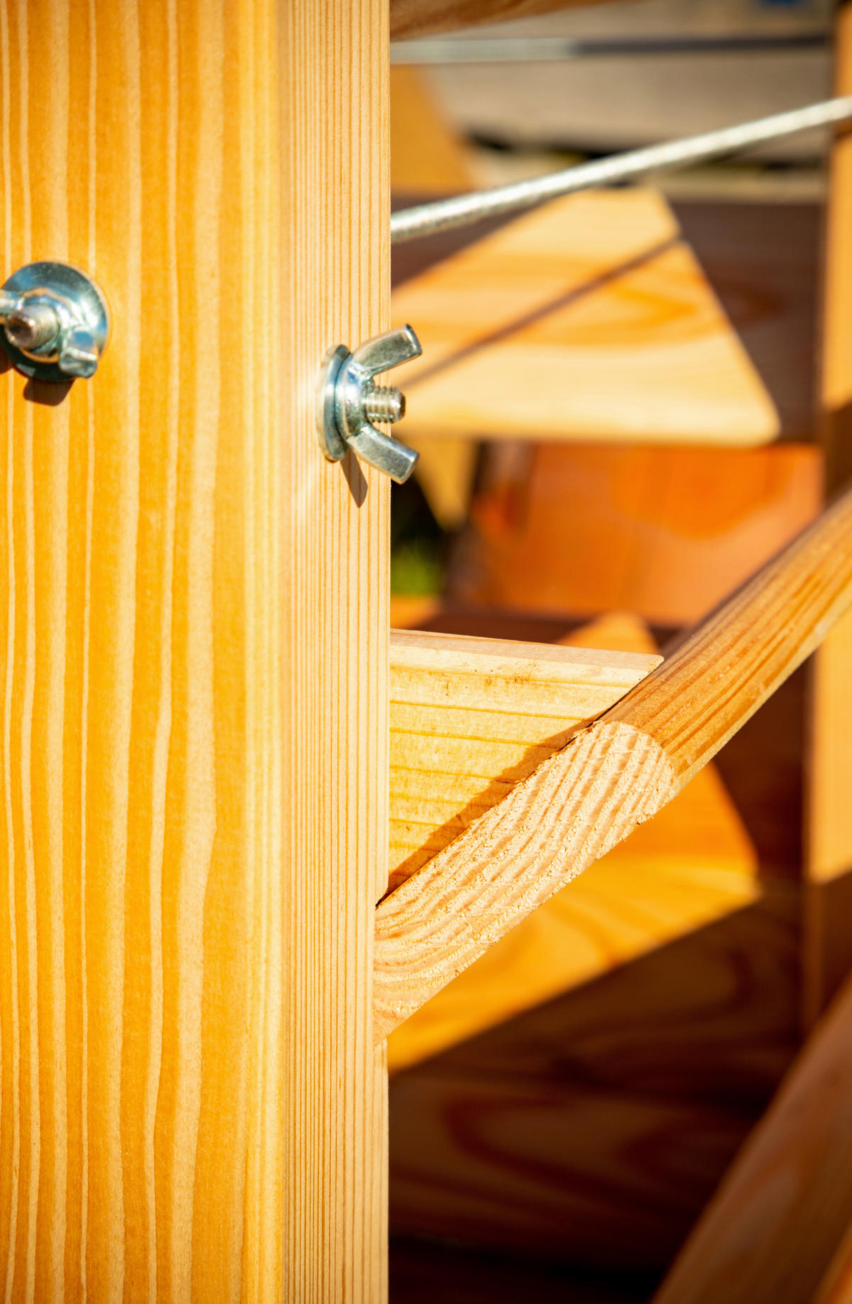 VYVÝŠENÝ ZÁHON   - farba smrekovca, Basics, drevo (90/73/65cm)